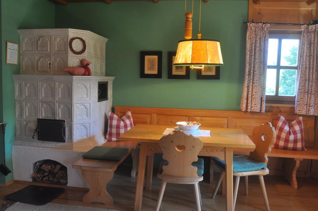 Romantikhotel Almtalhof Grünau im Almtal Стая снимка