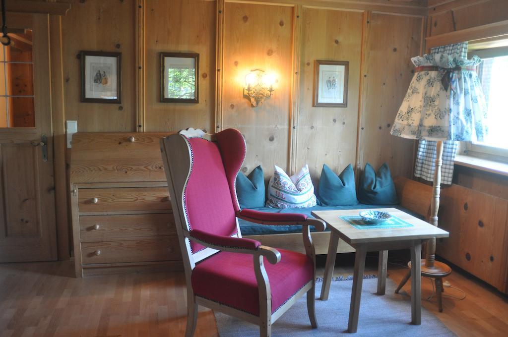 Romantikhotel Almtalhof Grünau im Almtal Стая снимка
